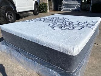 Cal King Bamboo Cool Gel Memory Foam!》》》