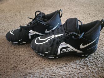 Nike Kids Alpha Menace 3 Shark Youth Size 3.5 Football Cleats Black White