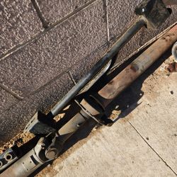 4l80E Cross member & Yoke