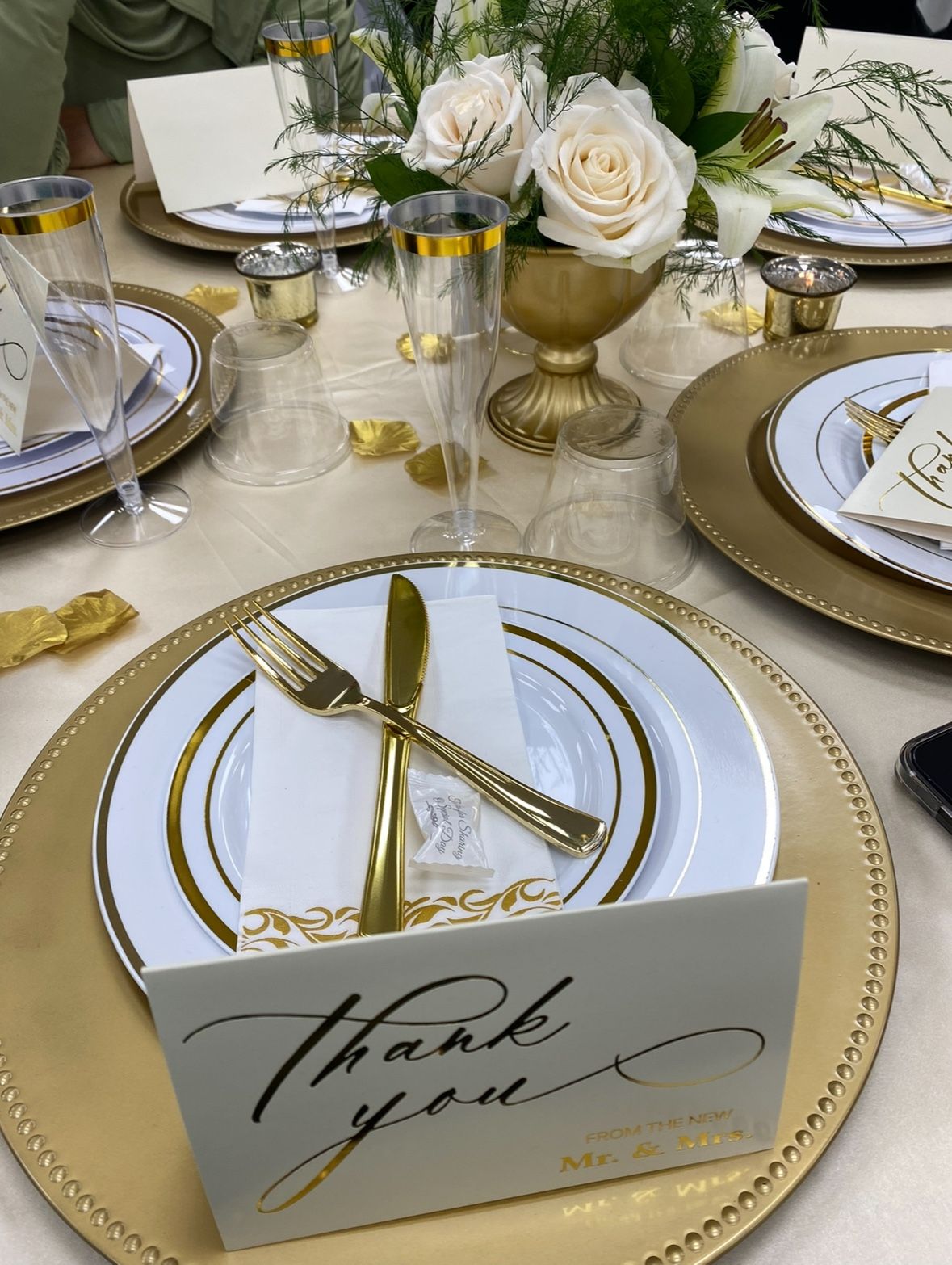 196 Gold Chargers, Battery Operated Candles, Tea Lights & Place Card Holders