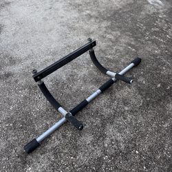 Pull Up Bar