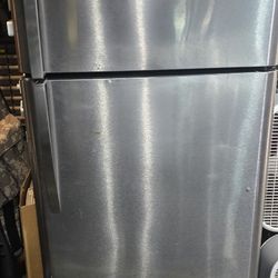 Kenmore Refrigerator (Stainless Steel)