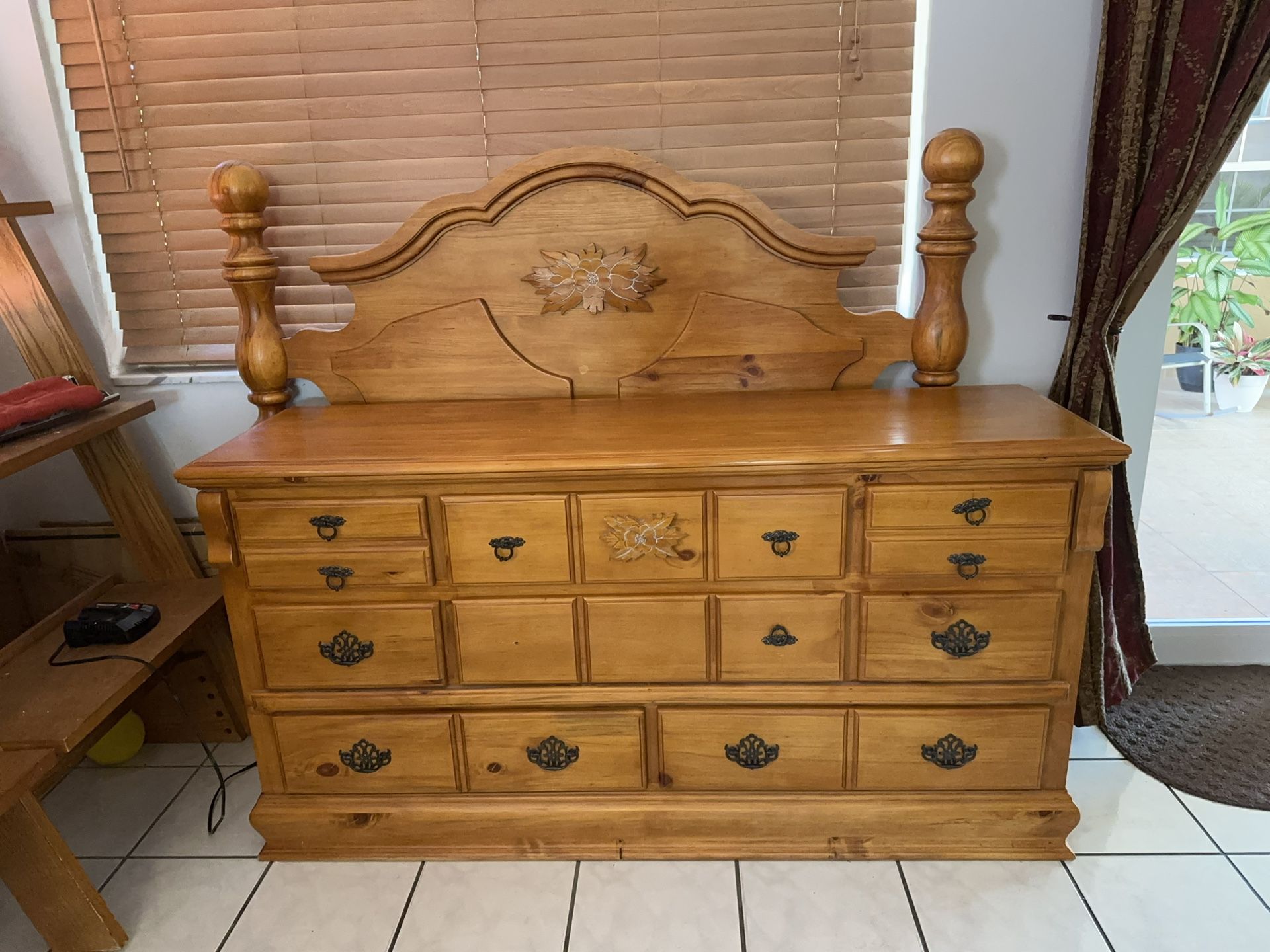 Queen Bedroom Set & Wall Shelves 