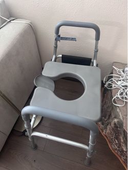 Raised Toilet Seat with Safety Handles