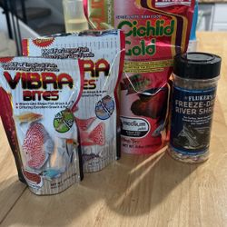 Hikari Fish Food And Freeze Dried Krill