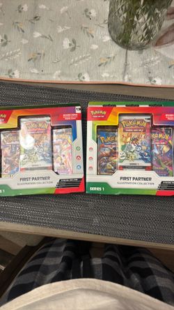 2 first edition Pokemon cards