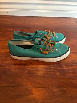 Sperry shoes - size 6