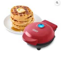 Dash Mini Waffle Maker 
