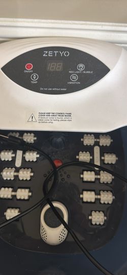 ZETYO foot spa with heat and massage