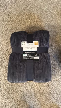 Queen size blanket