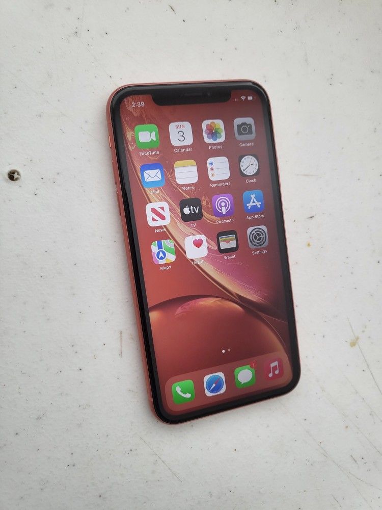 Apple iPhone XR 64 GB UNLOCKED COLOR RED. WORK VERY WELL. PERFECT CONDITION.