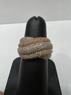 14k three tone diamond ring