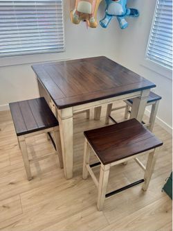 Pike & Main Gibson 5-piece Counter Height Dining Set