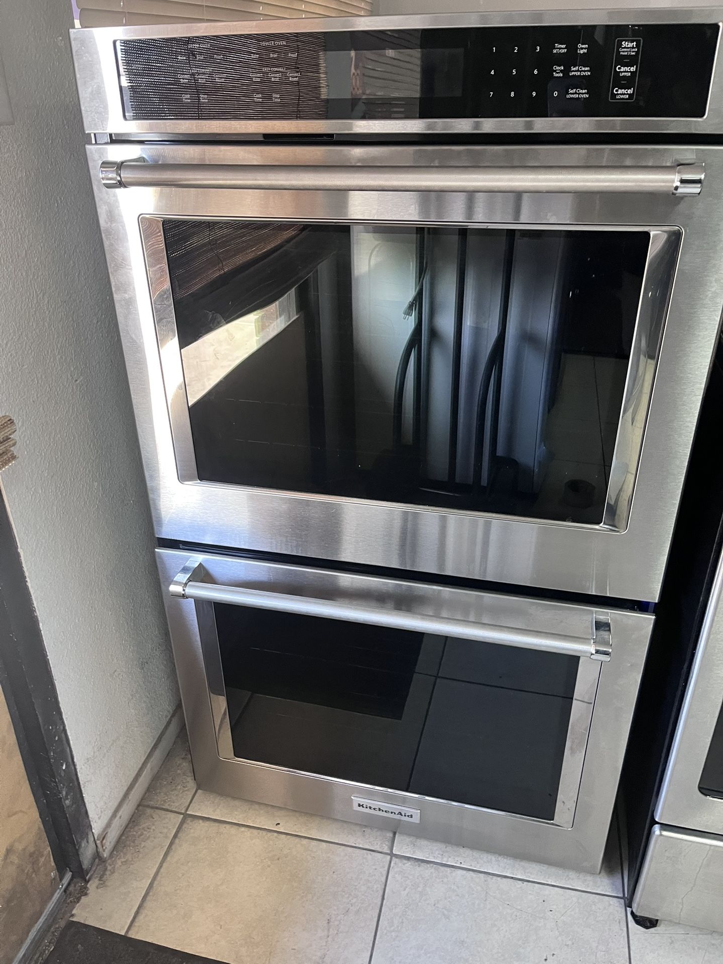 Kitchen Aid Double Wall Oven