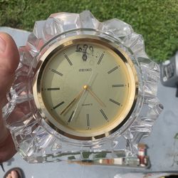 Sekio Crystal Clock