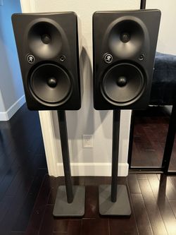 Mackie Studio Monitors 