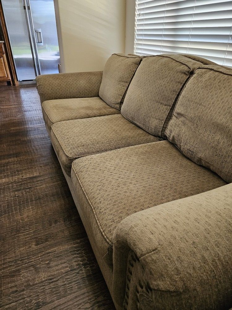 FREE: COUCH IN FRISCO