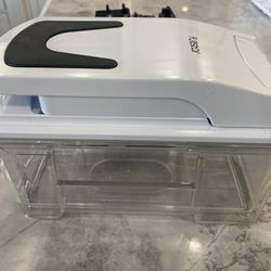 Vegetable chopper and slicer