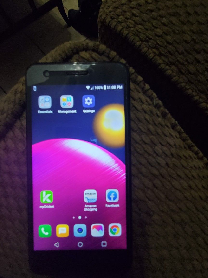 LG Fortune 2 Cricket Phone