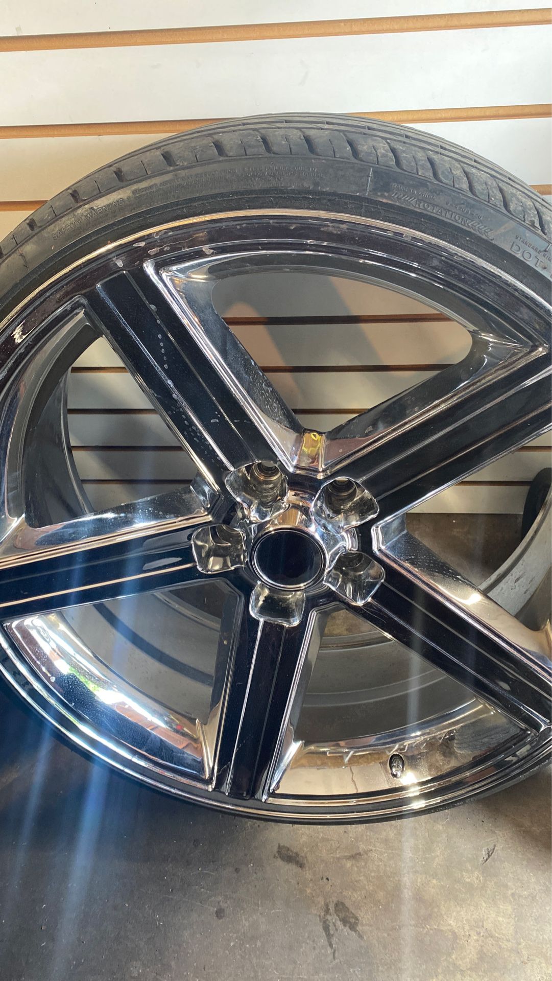 22 inch Chrome Iroc Rims with Tires for Sale in Lynwood, CA OfferUp
