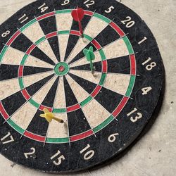 Franklin Sports dartboard with darts