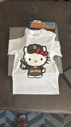 Padres Hello Kitty