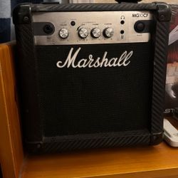 Marshall MG10CF amp