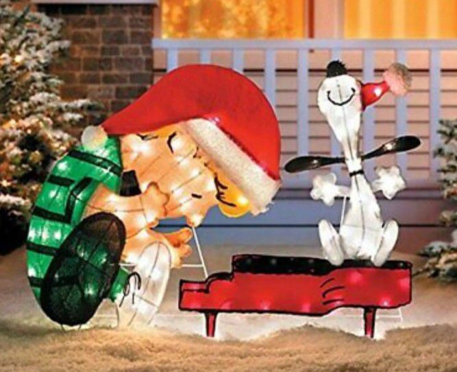 Home Sensibles, Christmas Yard Art Decorations, Measures: 32", Lighted Schroeder and Snoopy at the Piano, Outdoor Yard Decoration, Retired, Brand New.