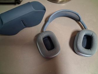 Apple AirPods Max Headphones Blue