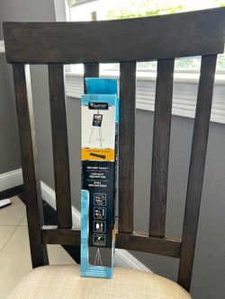 Quartet Instant Easel – New in Box