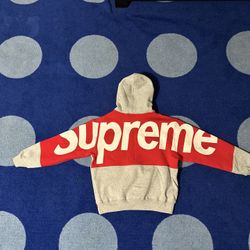 Supreme hoodie