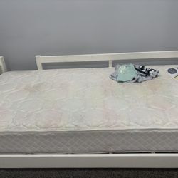 Twin Bed 