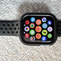 Apple Watch Series 7 GPS + Cellular Aluminum