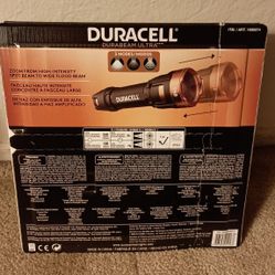Duracell Flashlights 3 available bundle package 550 Lumens 