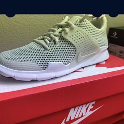 Nike New