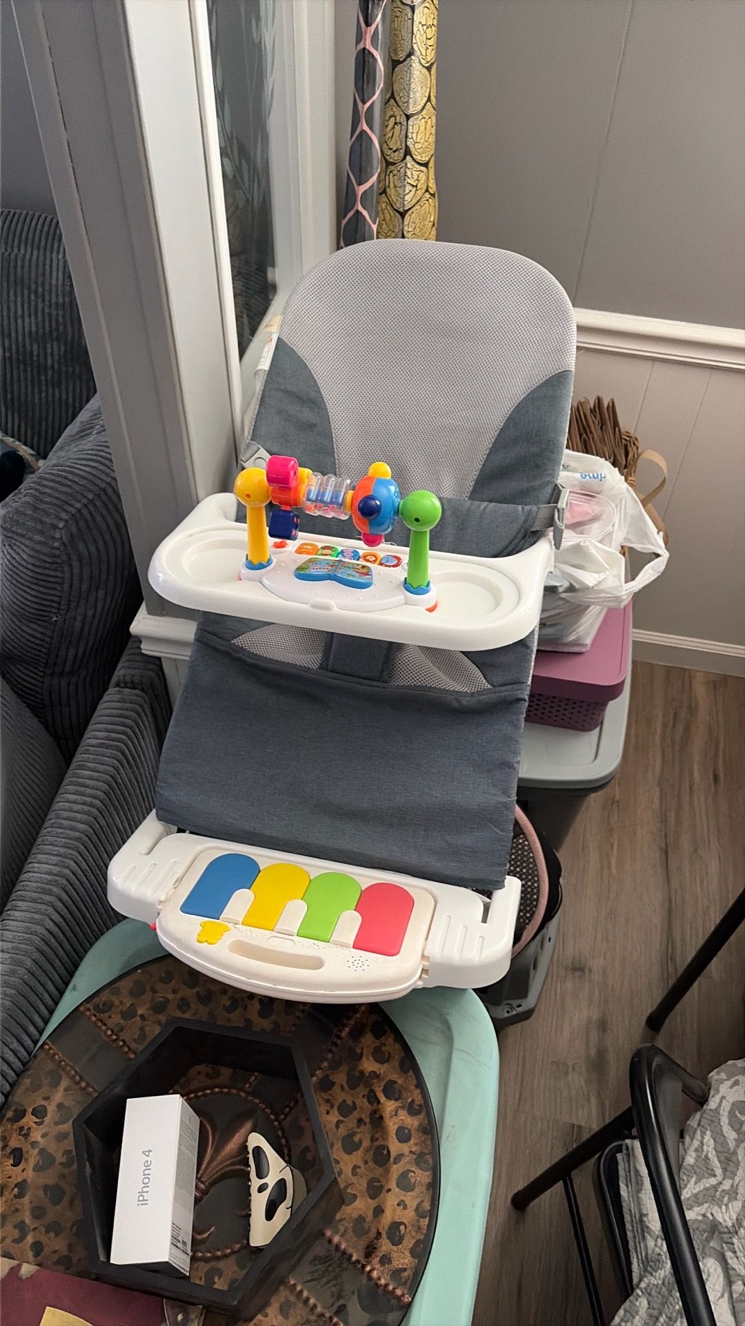 Cuddo baby bouncer