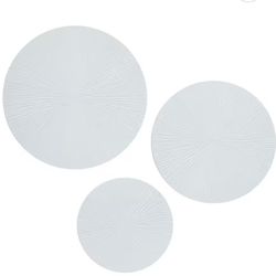 CosmoLiving by Cosmopolitan Wood Carved Radial Plate