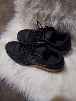 Men's (NIKE AIR MAX) size 10