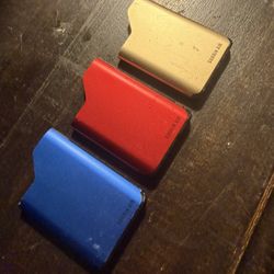  3 Thin V Portable Battery’s 