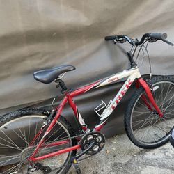 Trek 800
