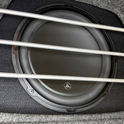 JL audio 12” subwoofer with ported JL Audio box