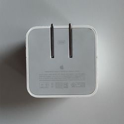 Apple 35W Dual USB-C Port Compact Power Adapter 