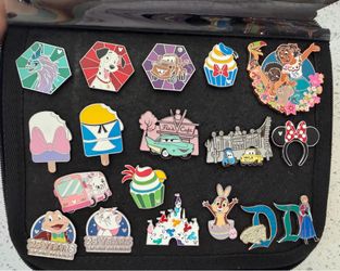 Disney pins