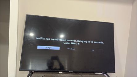 Samsung Flat Screen Smart TV
