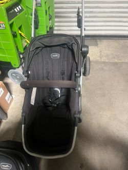 stroller and seats