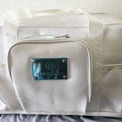 NEVELE11 Vegan Leather Gym Bag