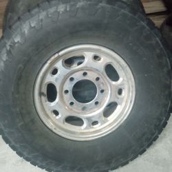 GM 8 Lug Wheels 