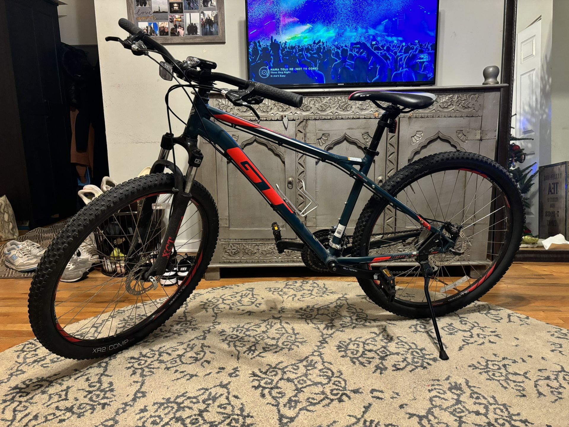 Kickstand for gt aggressor pro sale