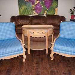 Thomasville Chairs and Table 