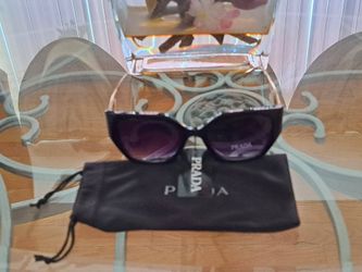 Sunglasses 😎
